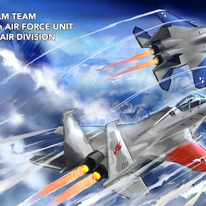 Pode incluir: Dois caças voam em formação contra um céu nublado. O caça em primeiro plano é cinza com detalhes vermelhos e o caça em segundo plano é azul e branco. O texto "GALM TEAM 66th AIR FORCE UNIT 6th AIR DIVISION" é visível no canto superior esquerdo da imagem.