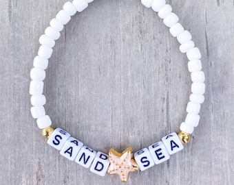 Sand and Sea Bracelet / Starfish Bracelet / Beach Bracelet / Vacation Bracelet / Starfish Beaded Bracelet / White Beaded Bracelet / Beach