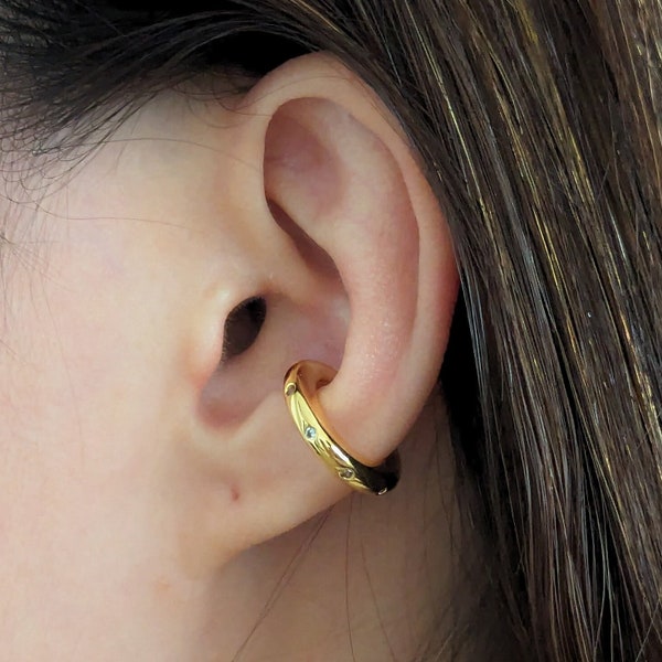 18K Gold Vermeil EarCuff - CZ Hoop Earrings - No pierced Ear Cuff - Streetwear Statement EarCuff - One piece Cubic Zirconia EarWrap