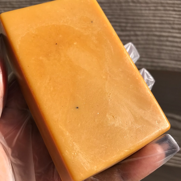 Handmade Soap for Acne - Homemade soap - Dark Spots - Honey - Kojic Acid - Turmeric Soap - All Natural Soap - Exfoliating Soap - Face Soap