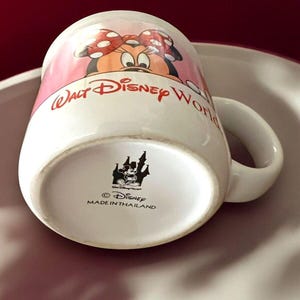 Walt Disney World Minnie Mouse Peek-a-Boo Red Pink White Ceramic Coffee Mug Cup 1987 Collectible Rare Vintage Disney Parks Disney Rarity image 7
