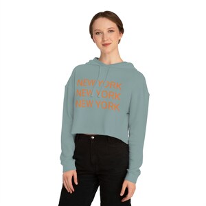 New York-Womens Cropped Hooded Sweatshirt
