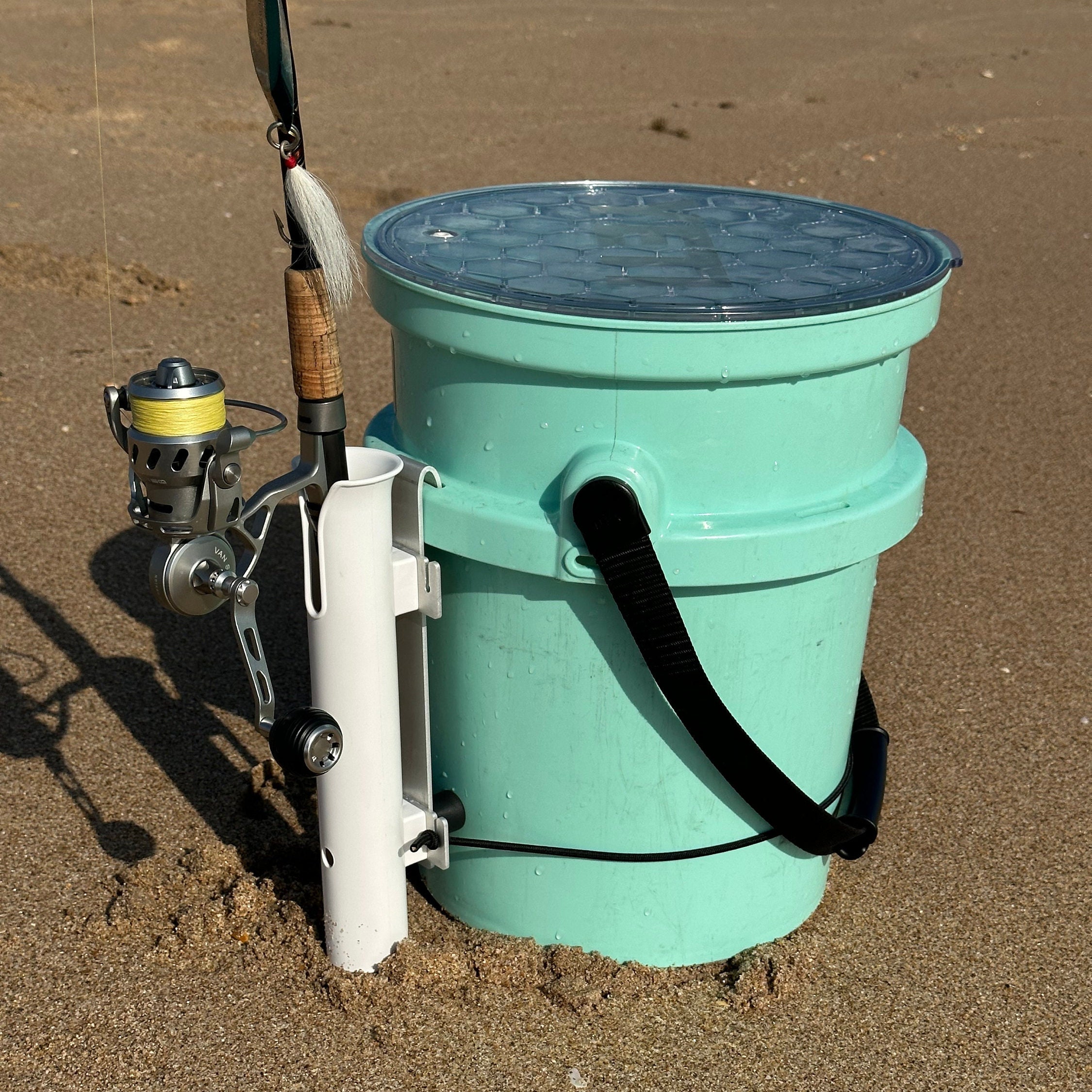 ice fishing bucket rod holder