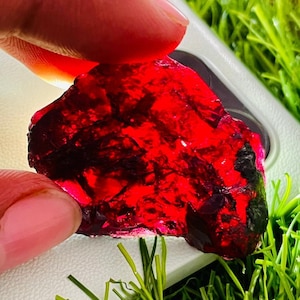130 Cts Large Raw Natural Garnet stone 100% natural red garnet rough stone untreated January birthstone healing crystal good quality garnet.