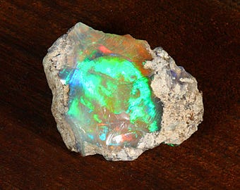 35,00 Cts. Top Opala Bruta 100% Natural Minerada na Terra Sólida Welo Opala Bruta Tamanho Grande Opala Bruta Cristal Opala Bruta Pedra Preciosa