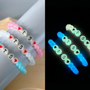 Glow in the Dark Personalized Initial Letters Bracelets, Luminous Seed Beads Friendship Concert Bracelet, Heart and Letter Bead Bracelets