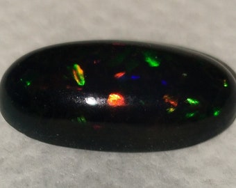 2.75 Carat Natural Ethiopian Black Welo Opal Cabochon Rainbow Fire Opal multi fire opal for jewelry