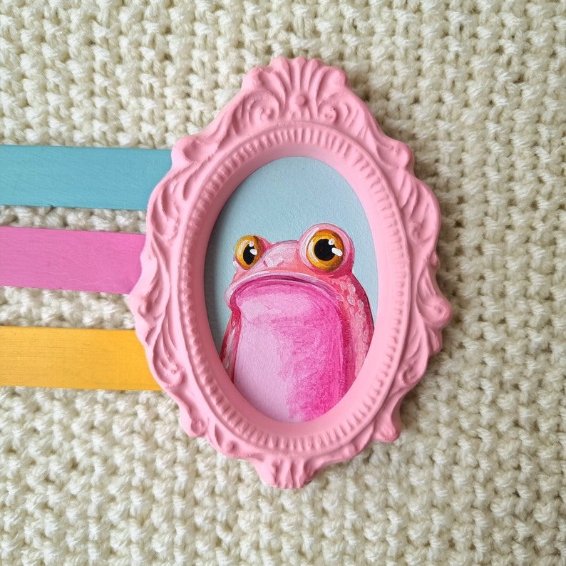 Pink Frog Acrylic painting, Mini gypsum frame, Sweet painting, Lake colors, Pocket size image 6