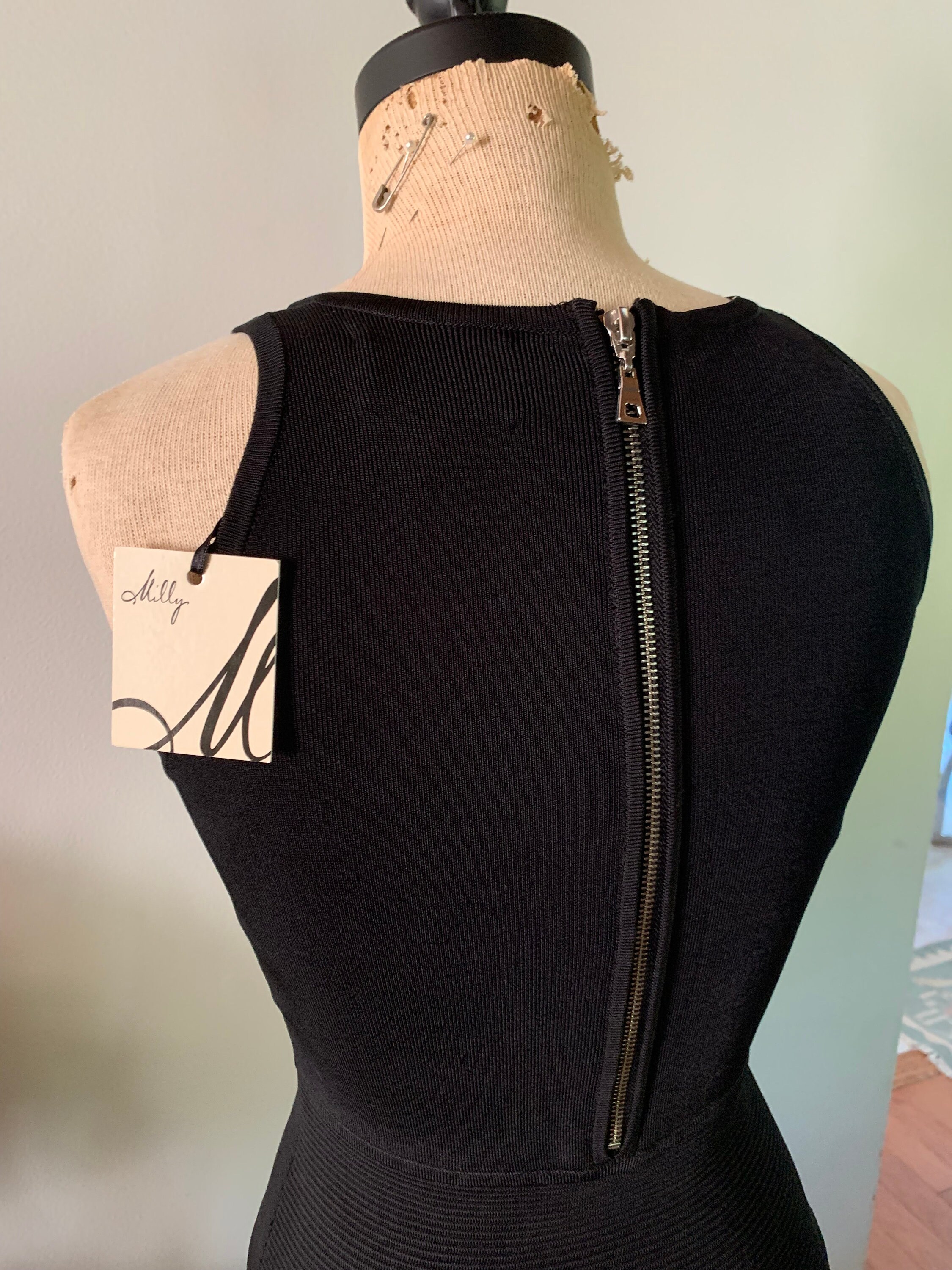 Robe Milly Colorblock Sans Manches - Taille 2 - Neuve Avec Étiquettes - Style Gainé