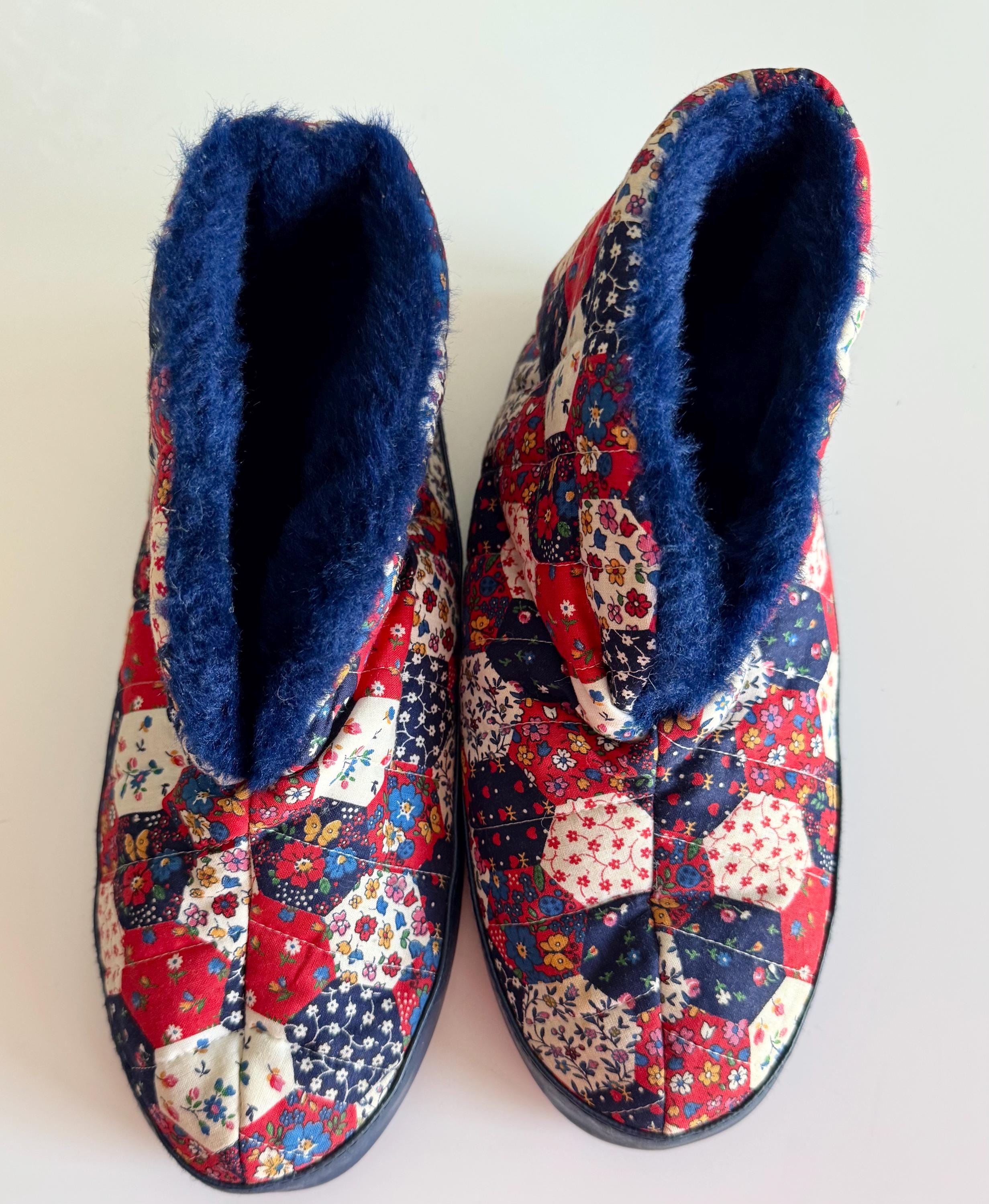Vintage Navy Quilted Puffer Slippers / Shoes Fully Lined  display picture 1