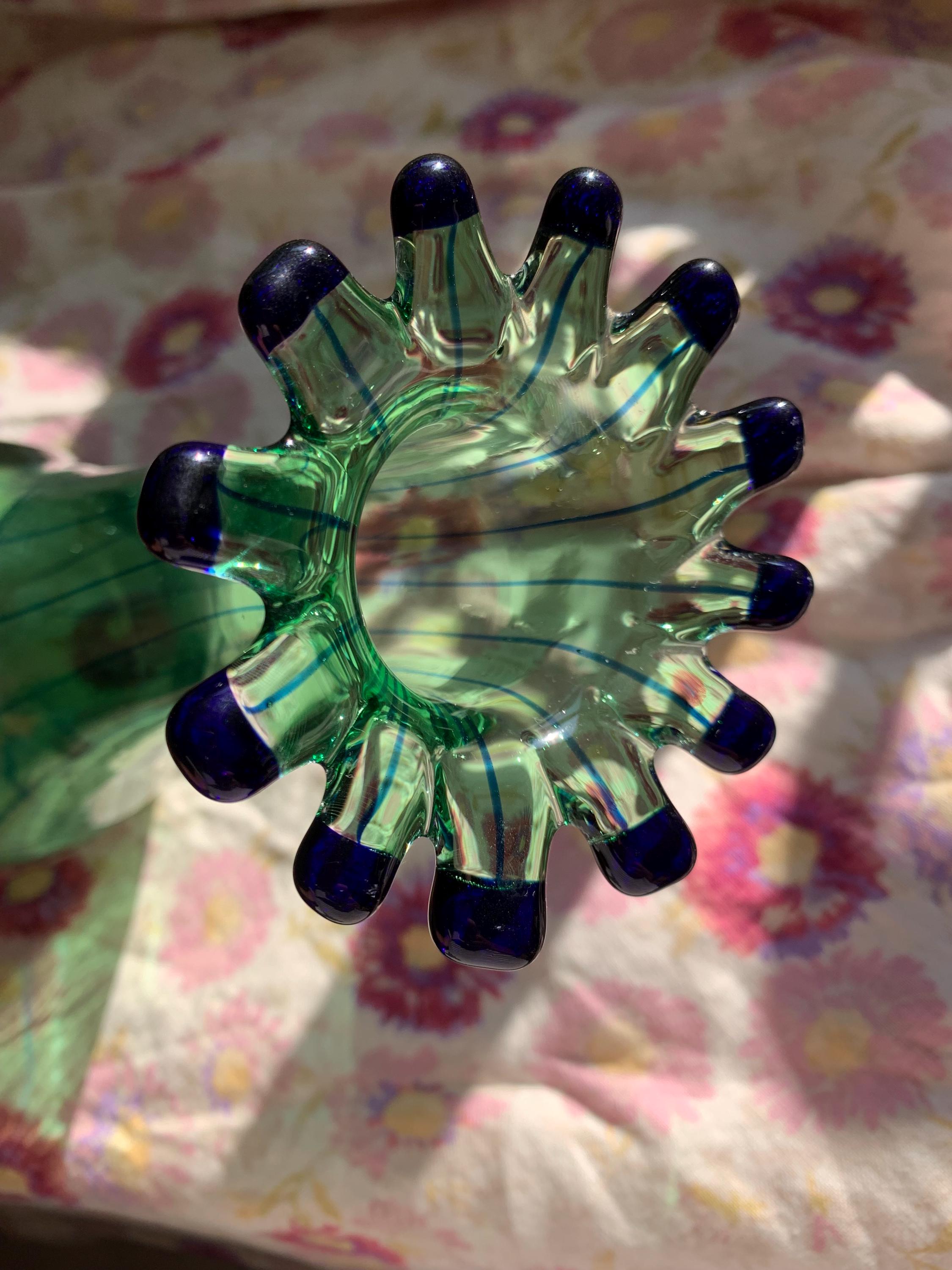 ヴィンテージ ピカソ スタイル ガラス花瓶：グリーン＆ブルーのピン