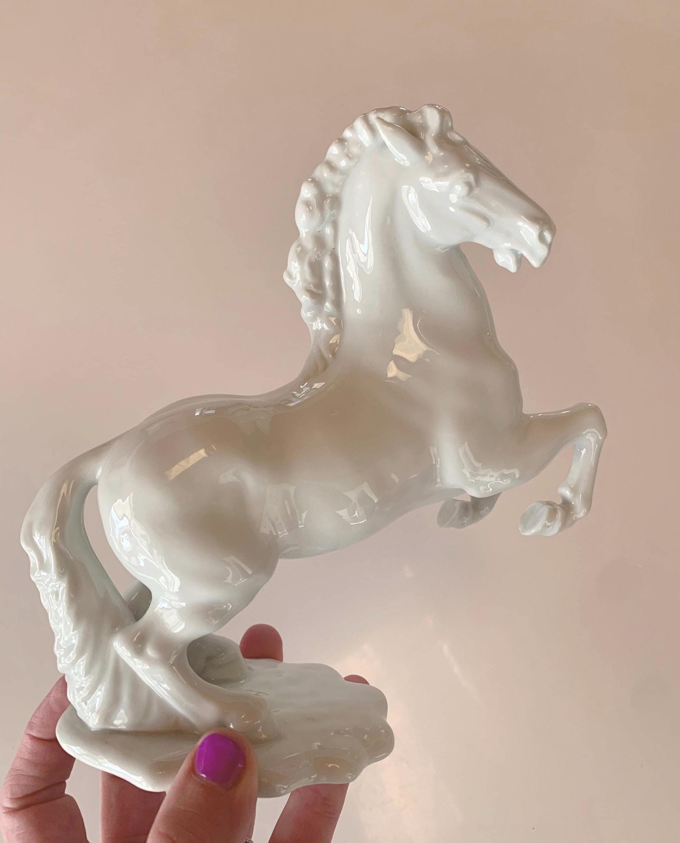 フッチェンロイター Hutschenreuther 2頭の馬 置物 希少 美品 il_fullxfull.7312851187_2shw.jpg
