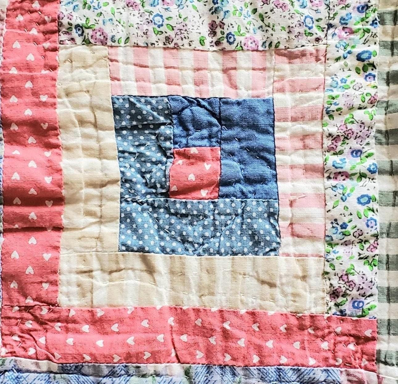 ヴィンテージフローラルカントリーキルト、ピンク＆ブルーシャンブレー