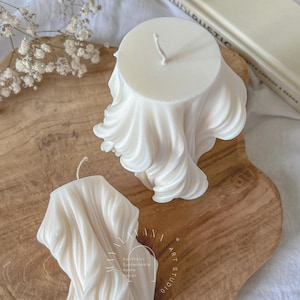 Wavy candle | aesthetic soy candles | home decor | decorative candles | hand poured | gift ideas | wedding table decor