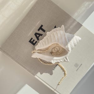 Decorative Seashell Bowl, Handmade Coastal Ornament, Minimalist Home Accent, Neutral Beach House Decor, Jewelry Storage Dish