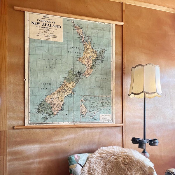 Rare 1957 large schoolroom map of New Zealand - pull down canvas chart