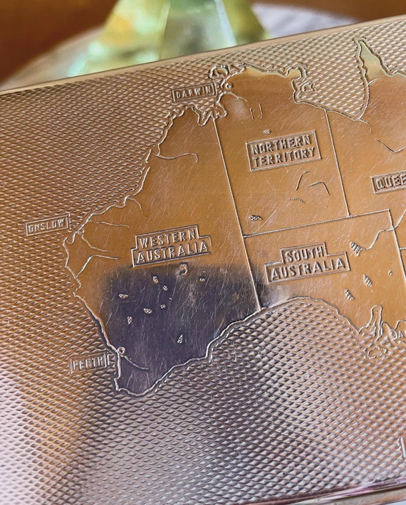 Vintage Australia map engraved cigarette case / metal… Gem