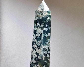 Large Pretty Moss Agate Obelisk with White Calcite Flower Patterns