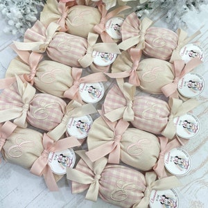 Sacchetto Sartoriale Caramella Rosa Cipria e Panna con Ricamo Iniziale e Tag Personalizzato