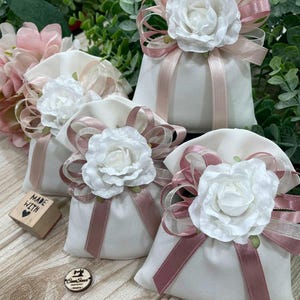 Sacchetto Sartoriale Bianco con Applicazione Fiore Rosa