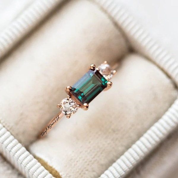 Ocean Teal Sapphire Ring, Emerald Cut Teal Sapphire Ring, 925 Sterling Silver Ring, Sapphire Engagement Ring, Green Sapphire Ring