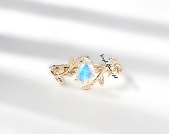 Anillo de plata con piedra lunar, anillo de compromiso con piedra lunar natural, piedra lunar en forma de pera en plata de ley.