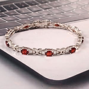 Red Garnet Tennis Bracelet, Garnet Bracelet, Garnet Bracelet Sterling Silver, Garnet Bracelet for Women, January Birthstone Gift for Women