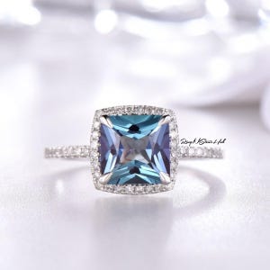 Colour Change Alexandrite  Ring Wedding Ring, Color Changing Stone Ring, June Birthstone Ring, Promise Ring, Silver Alexandrite Ring