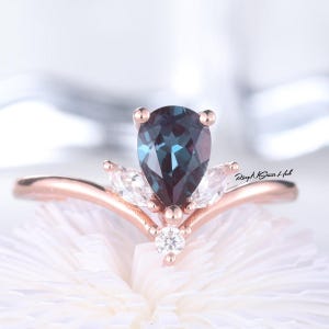 Purple Pear Alexandrite Wedding Ring, Solid Silver Alexandrite Minimalist Ring, Color Changing Gemstone Jewelry, June Birthstone Ring