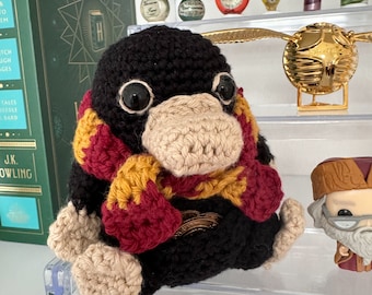 Niffler Harry Potter Hogwarts Häuser Schal Häkeln Amigurumi