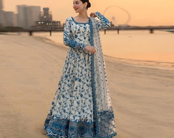 Besticktes Anarkali Kleid: Blau-Weißes Festliches Indisches Kleid