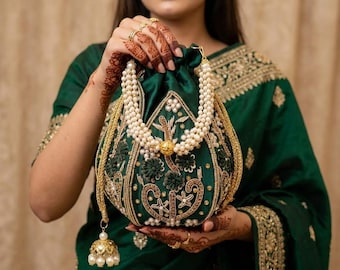 Bolso Potli: Seda verde oscuro con bordado de loto dorado - Clutch de novia