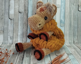 Borsa pigiama a forma di cavallo fatta a mano all'uncinetto - Peluche