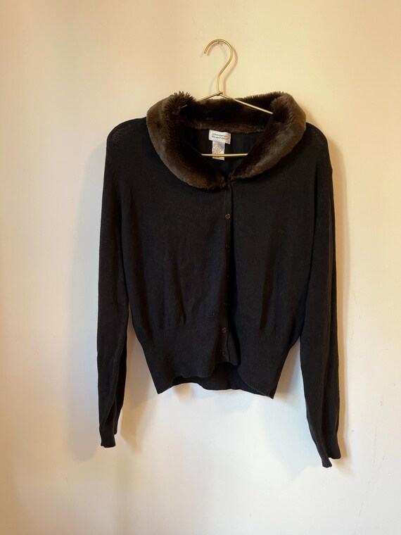 Sweater with faux fur collar hot sale