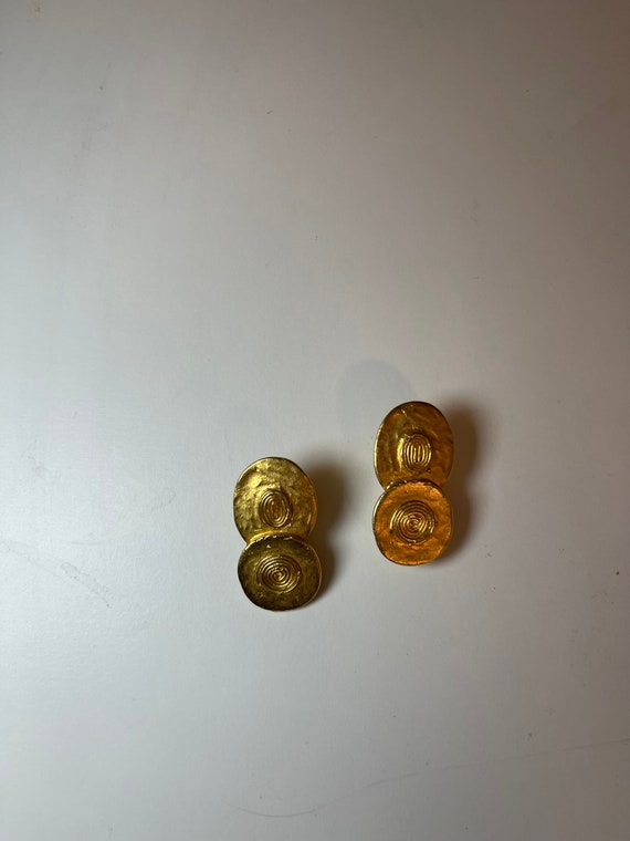 vintage gold clip on earrings gold tone design