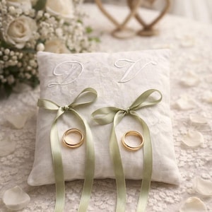 Coussin porte alliances mariage brodé à vos initiales 20x20cm
