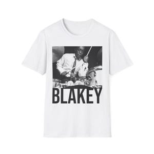 Camiseta de Art Blakey / Camiseta vintage de baterista de jazz, camiseta con foto en blanco y negro, camiseta gráfica de música hard bop, regalo retro de jazz para músicos. imagen 2