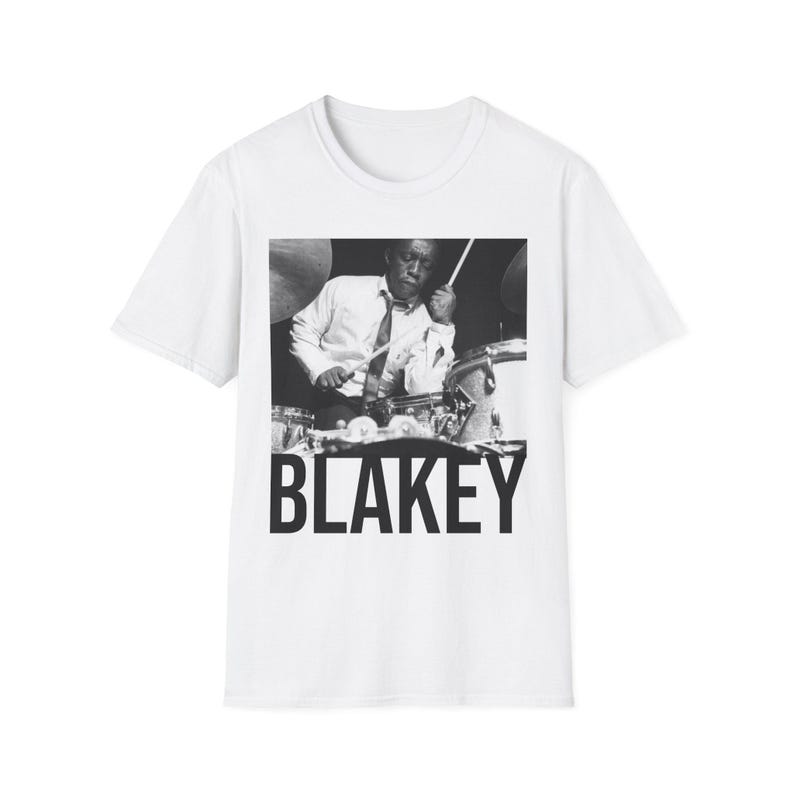 Camiseta de Art Blakey / Camiseta vintage de baterista de jazz, camiseta con foto en blanco y negro, camiseta gráfica de música hard bop, regalo retro de jazz para músicos. imagen 2