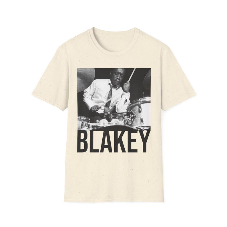 Camiseta de Art Blakey / Camiseta vintage de baterista de jazz, camiseta con foto en blanco y negro, camiseta gráfica de música hard bop, regalo retro de jazz para músicos. imagen 4