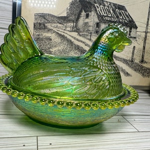 MCM Vintage Indiana Glass Company Lime Green Iridescent Carnival Hen On Nest Candy Nut Dish