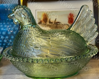MCM Rare Vintage Indiana Glass Company Pastel Green Glass Hen On Nest Nut Candy Dish