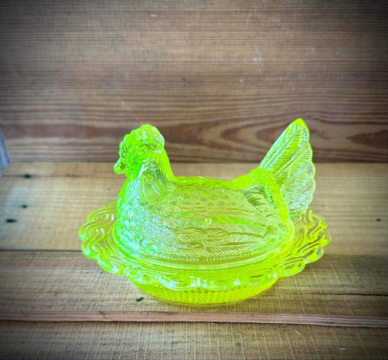 MCM Vintage Mosser Yellow Vaseline Glass Hen on Nest Nut Candy Dish
