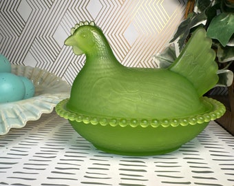 MCM Rare Vintage Indiana Glass Company Satin Frosted Lime Green *Striated Base* Glass Hen On Nest Nut Candy Dish