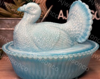 Vintage Boyd’s Crystal Art Glass Waterloo Blue Slag Glass 5” Turkey On Nest Candy Nut Dish