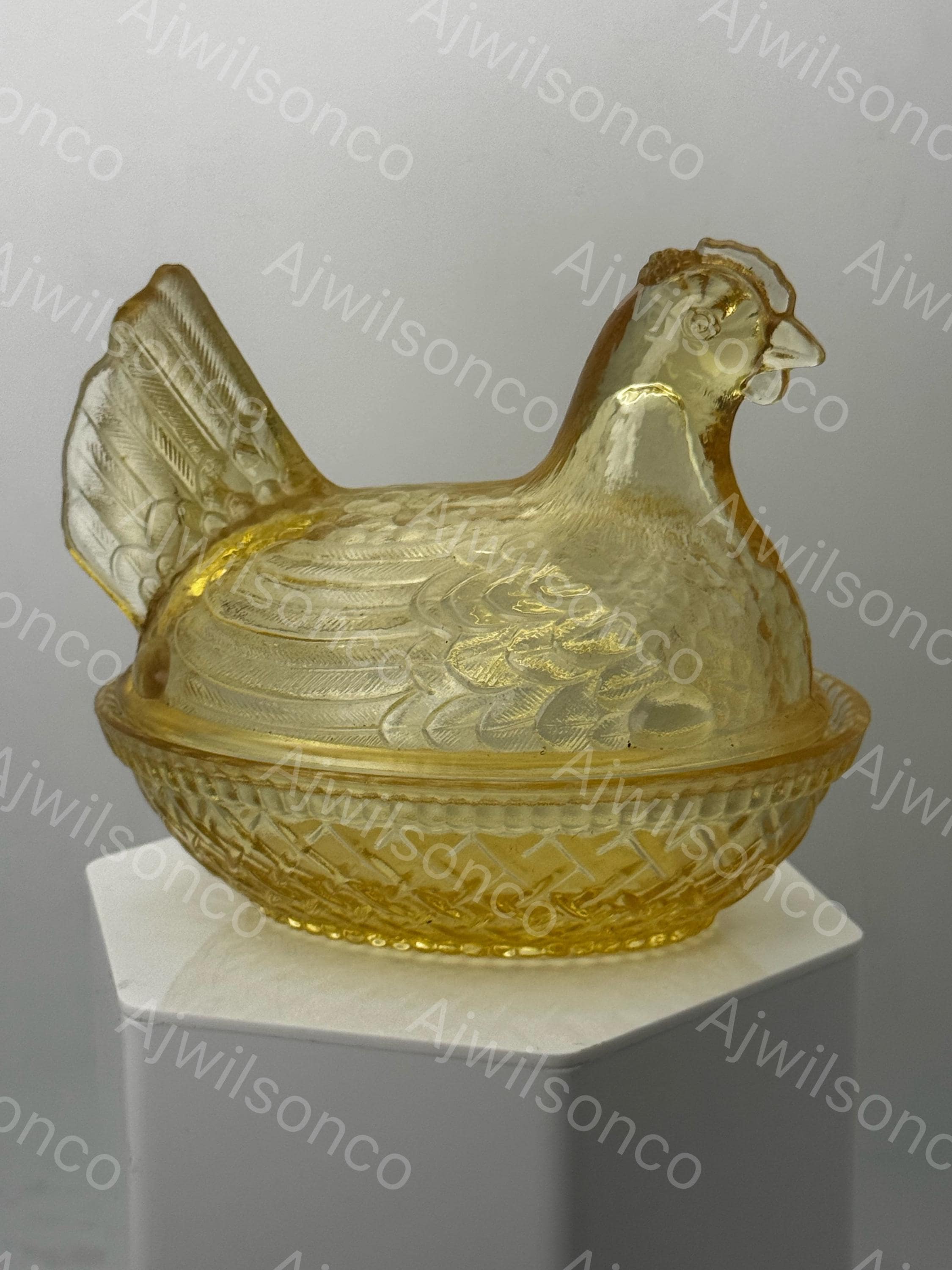 Vintage Lenox Imperial Glass Sunshine Yellow Glass Split Tail Hen