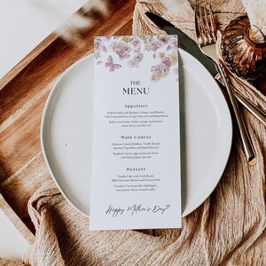 Szablon menu na dzień matki, edytowalne karty menu na przyjęcie herbaciane, menu na brunch na dzień matki, szablon menu z kwiatami wiosennymi, specjalna kolacja dla mamy