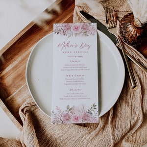 Szablon menu na dzień matki, edytowalne karty menu na przyjęcie herbaciane, menu na brunch na dzień matki, szablon menu z kwiatami wiosennymi, specjalna kolacja dla mamy