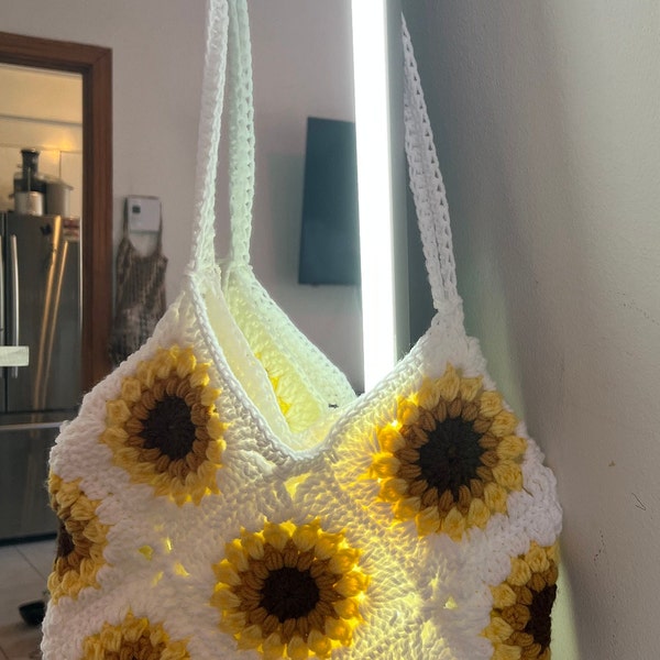 Sac fourre-tout tournesol fait au crochet