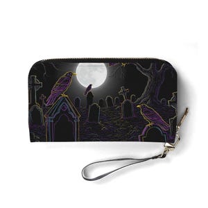 Cartera de cuervos de neón en el cementerio. Cartera gótica espeluznante con correa de muñeca extraíble. Accesorios de Halloween.