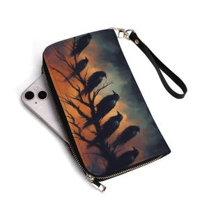 Cartera Moody Ravens on Branch Cartera Moody Gothic con correa de muñeca extraíble